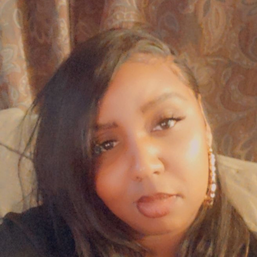 Meet your Posher, Tiffany